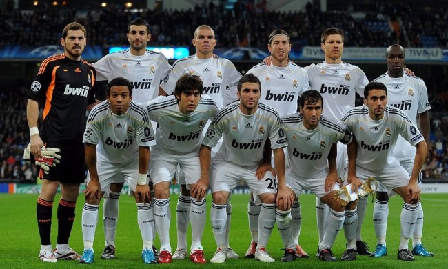 流浪者换帅后首战0-3惨败+欧联0分垫底！新帅罗尔赛后向球迷道歉（流浪者换帅首秀0-3失利、欧联仍零分垫底，罗尔赛后向球迷致歉）