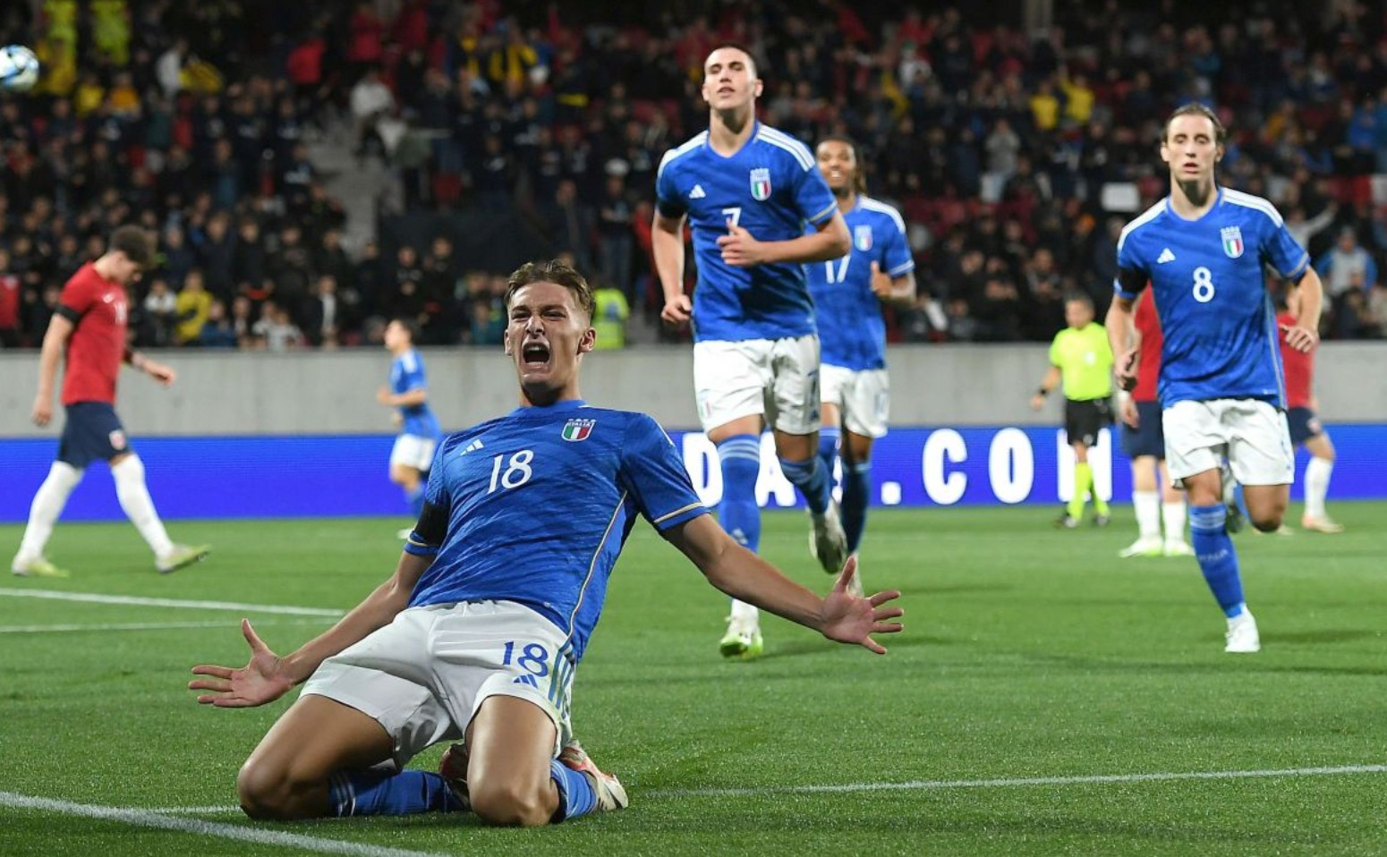 卡塔尔主场优势明显