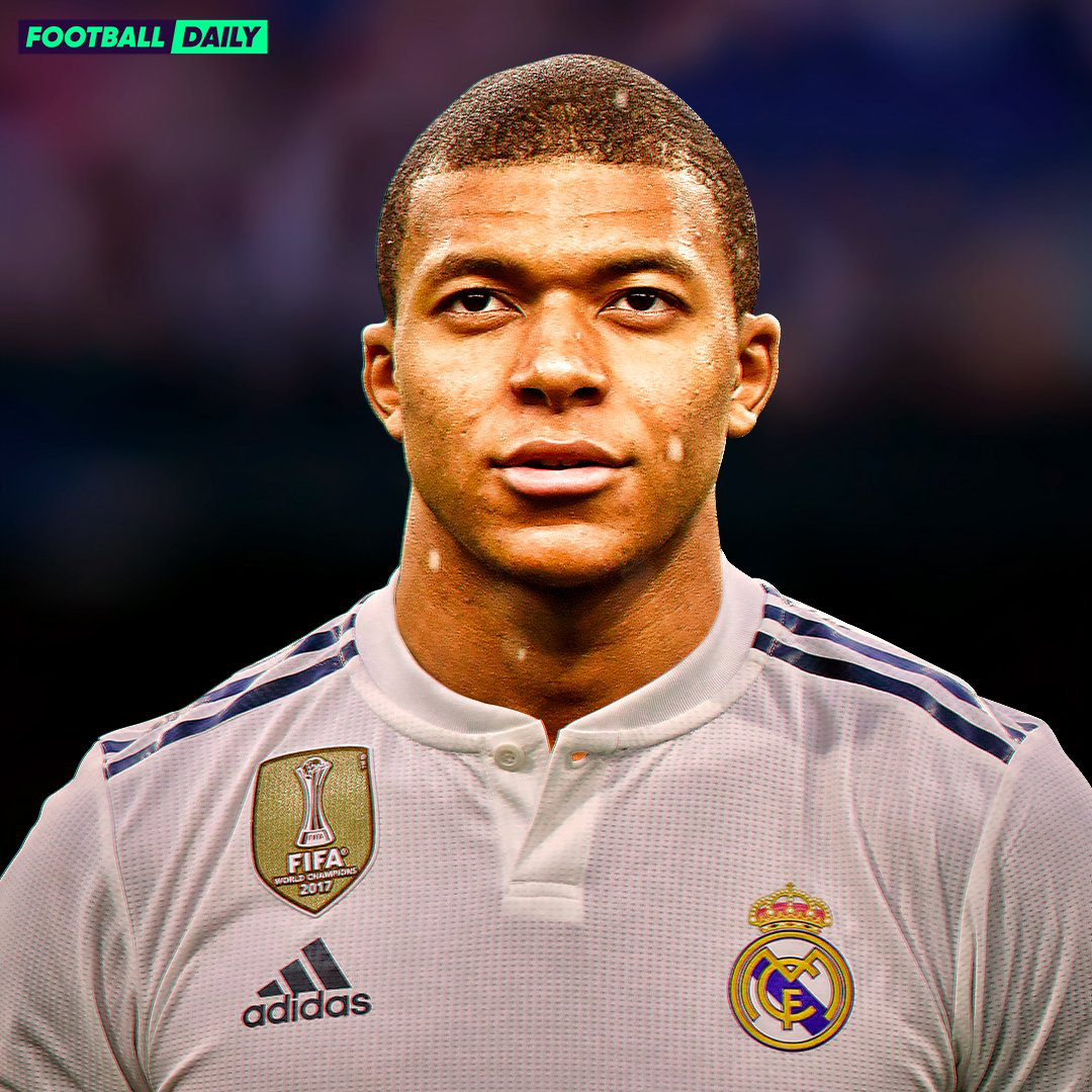 记者：米兰将与莱万经纪人会面讨论转会，伊布支持这一交易