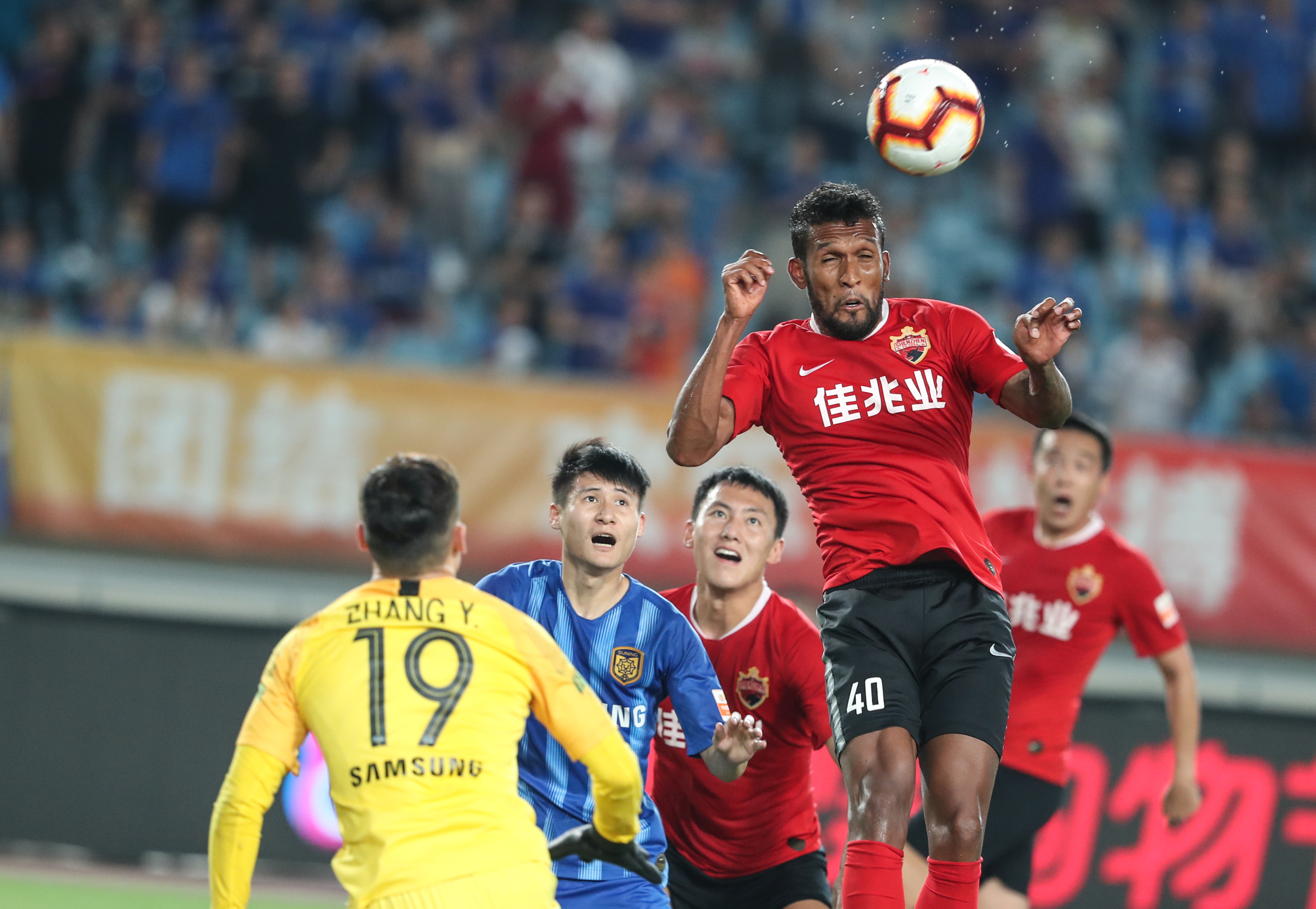 能否终结勒沃库森连续37场德甲客场不败？拜仁近8场主场全胜（拜仁主场8连胜，能否终结勒沃库森德甲客场37场不败？）