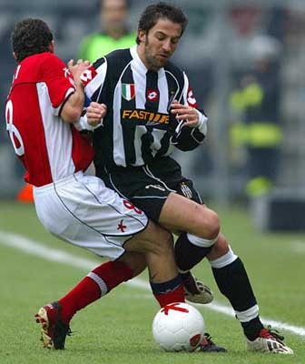 安东尼奥：有些不满不能细说；我们一直长期考察王博豪