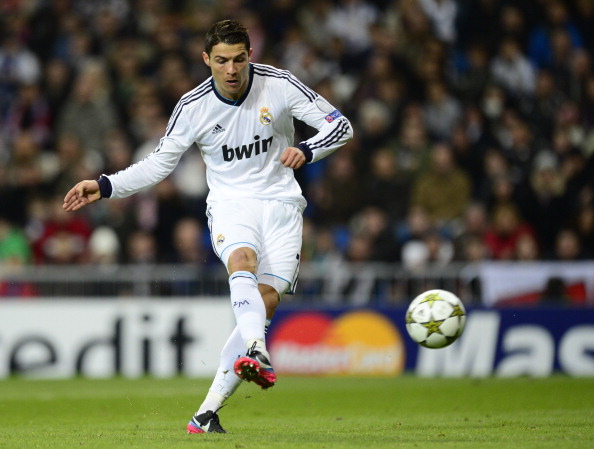 颜骏凌：武磊赛前对球队做了动员，我们争冠经验丰富没有包袱