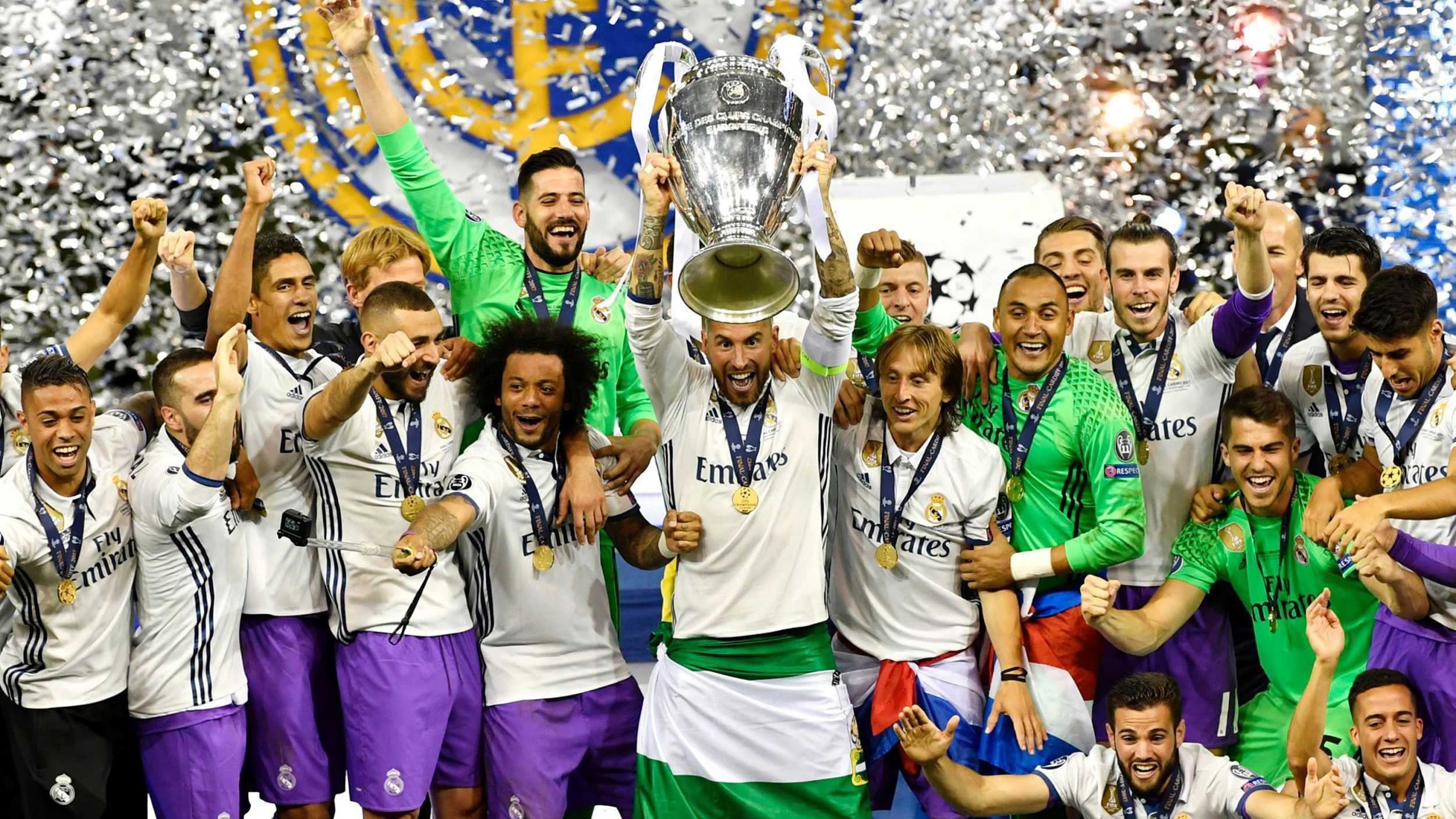 卡利亚里高空压制罗马防线屡失误，科内孤掌难鸣