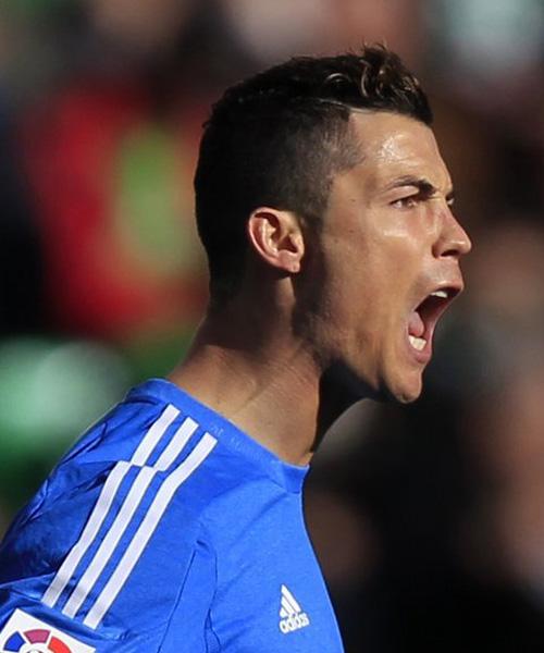 实至名归！阿尔瓦雷斯当选本轮欧冠最佳球员（当之无愧！阿尔瓦雷斯荣膺本轮欧冠最佳）