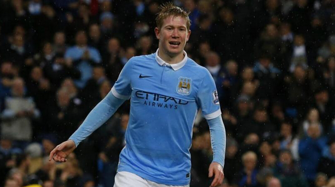 打败了看似无解的梅拉布，彼得-严时隔1975天再次成为了雏量级世界冠军！