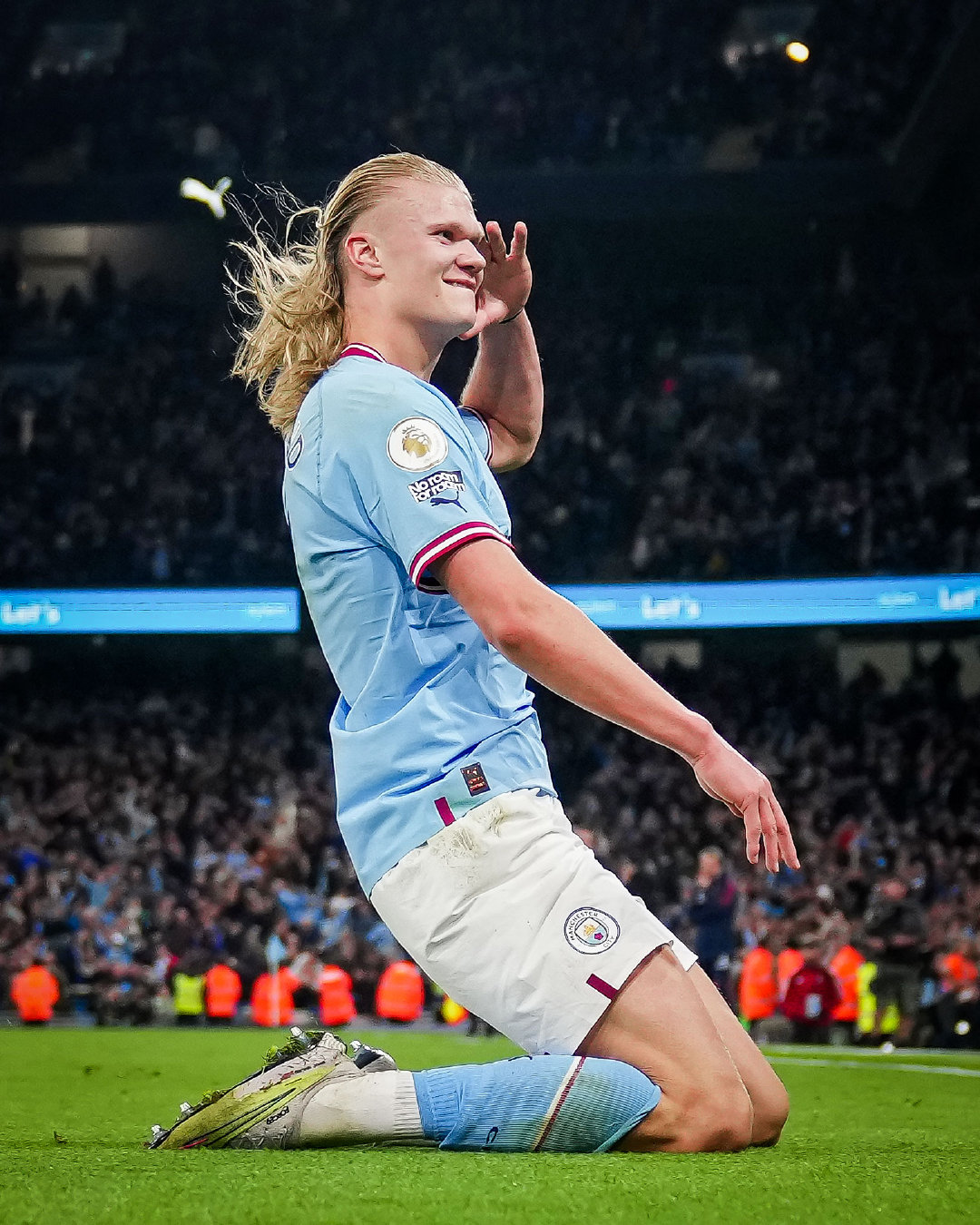 足球报：成都大概率与徐正源续两年，韦世豪续约，锋线会引援